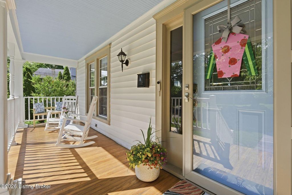 Photo of 158 Pennsylvania Ave, Louisville, KY 40206 (MLS # 1716559)