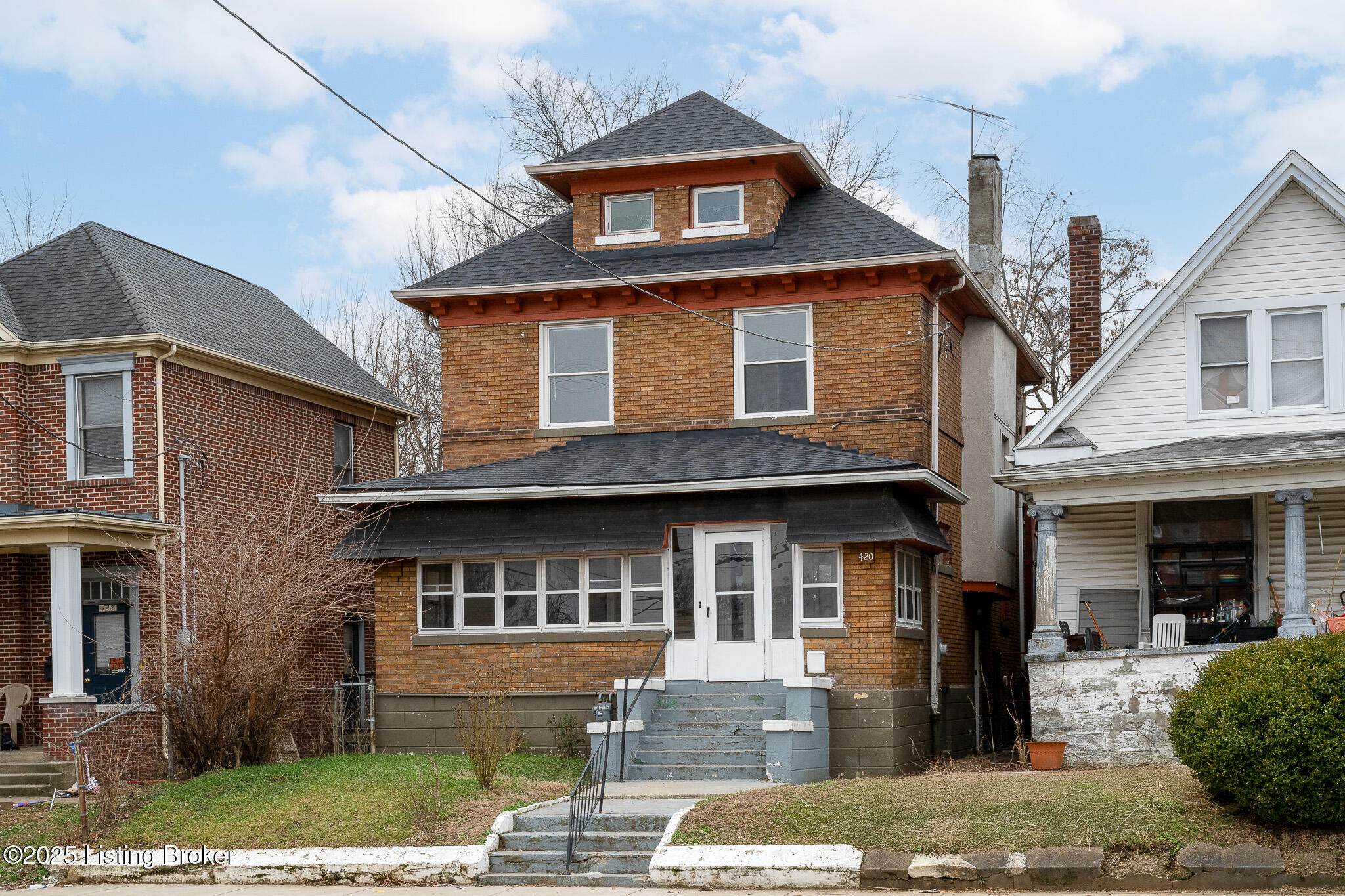420 E Oak St, Louisville, Kentucky image 1