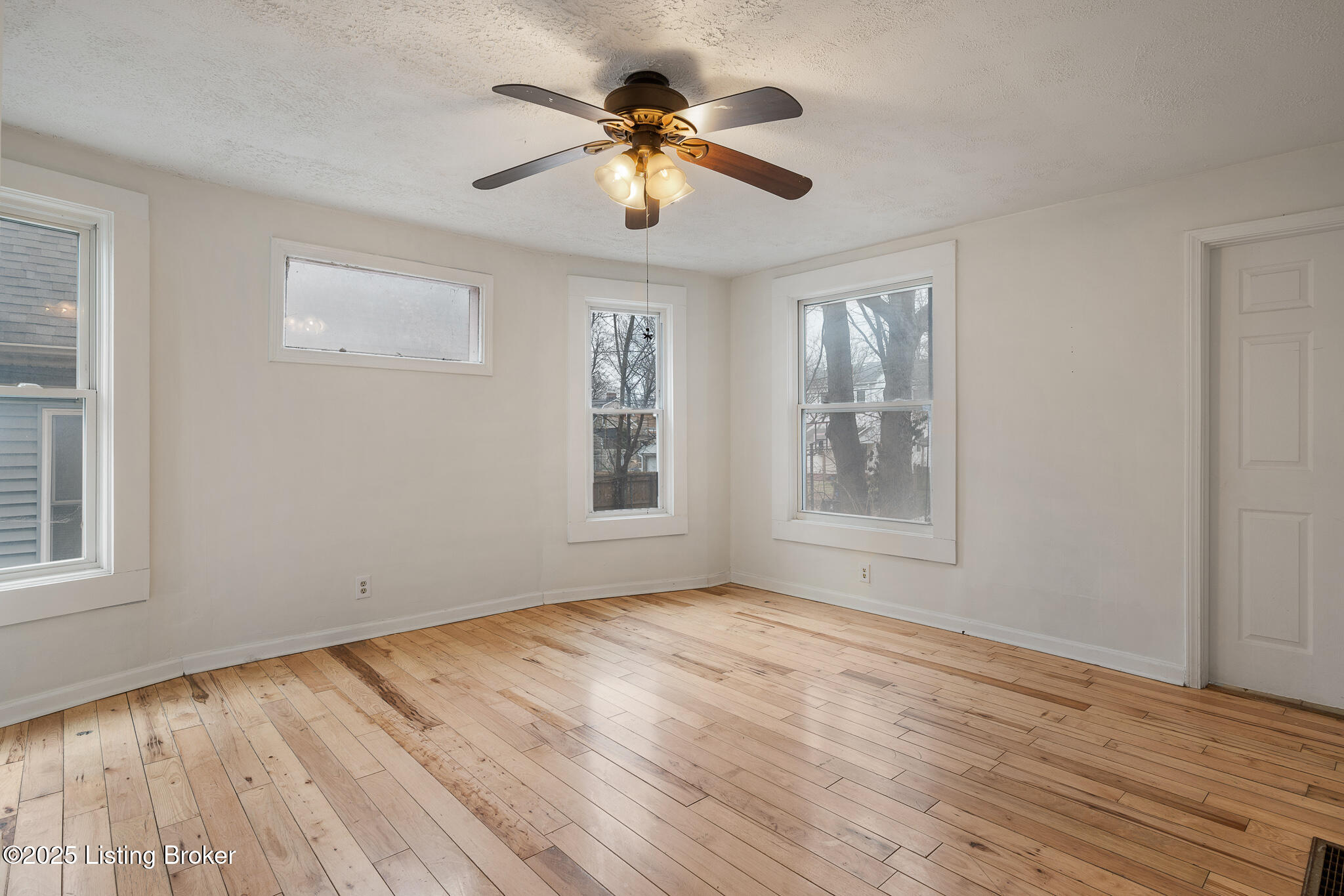 420 E Oak St, Louisville, Kentucky image 10