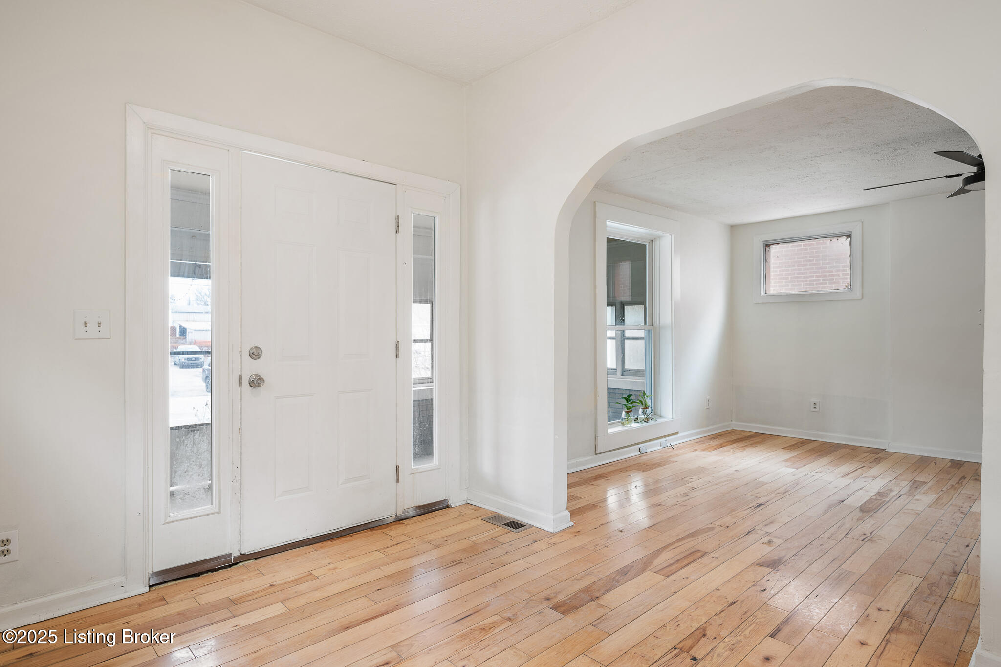 420 E Oak St, Louisville, Kentucky image 5