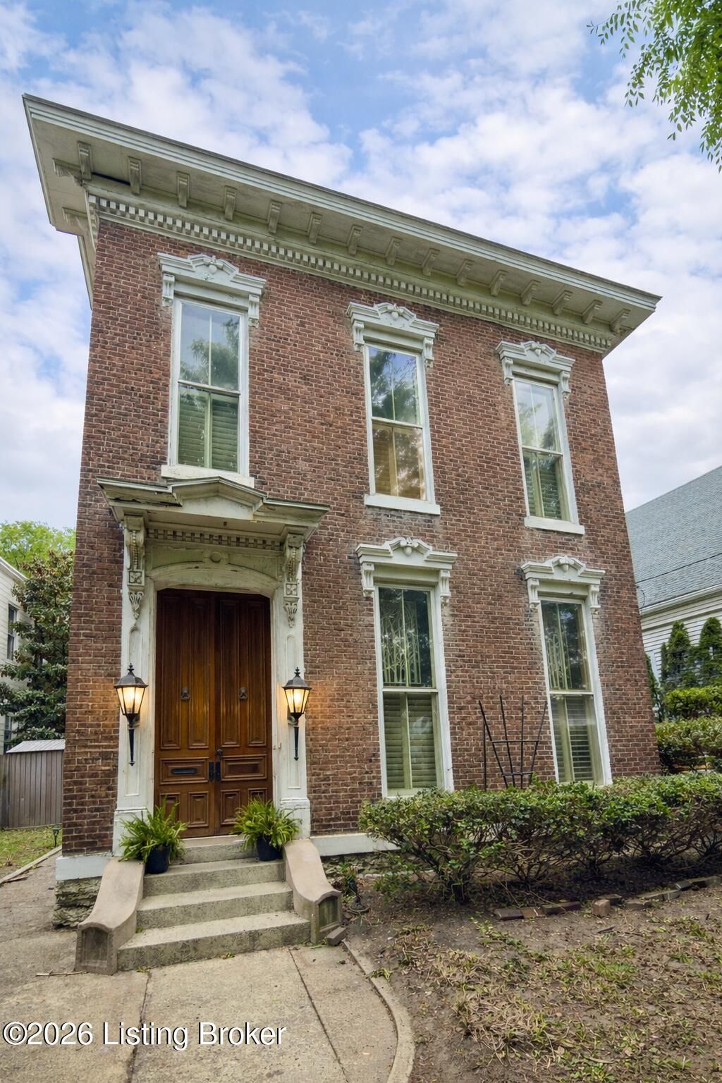 Photo of 1618 Story Ave, Louisville, KY 40206 (MLS # 1714552)