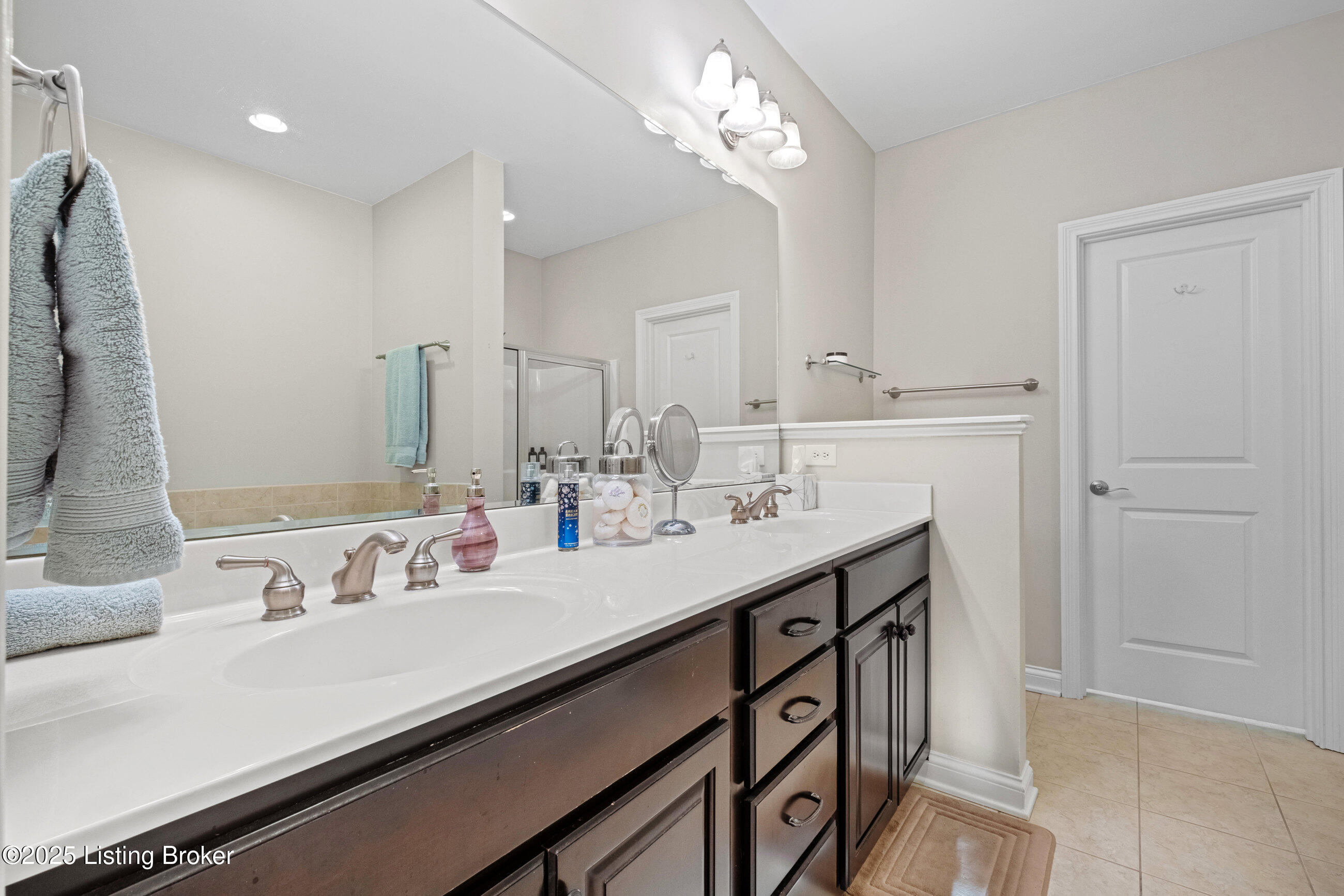 137 Treslyn Way, Louisville, Kentucky image 15