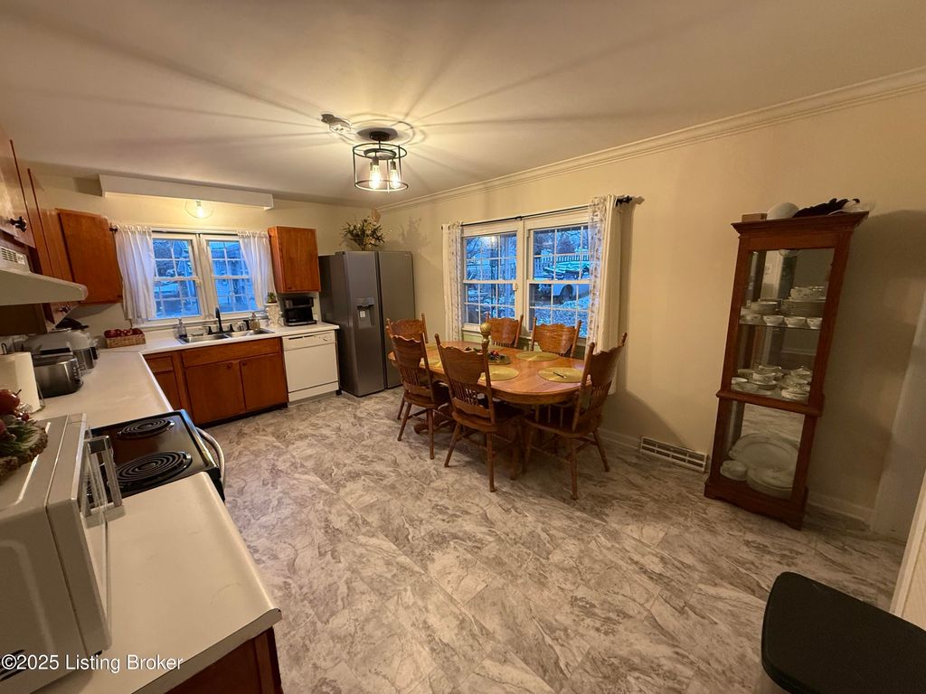 Photo of 28 Dobner Way, Eminence, KY 40019 (MLS # 1704887)