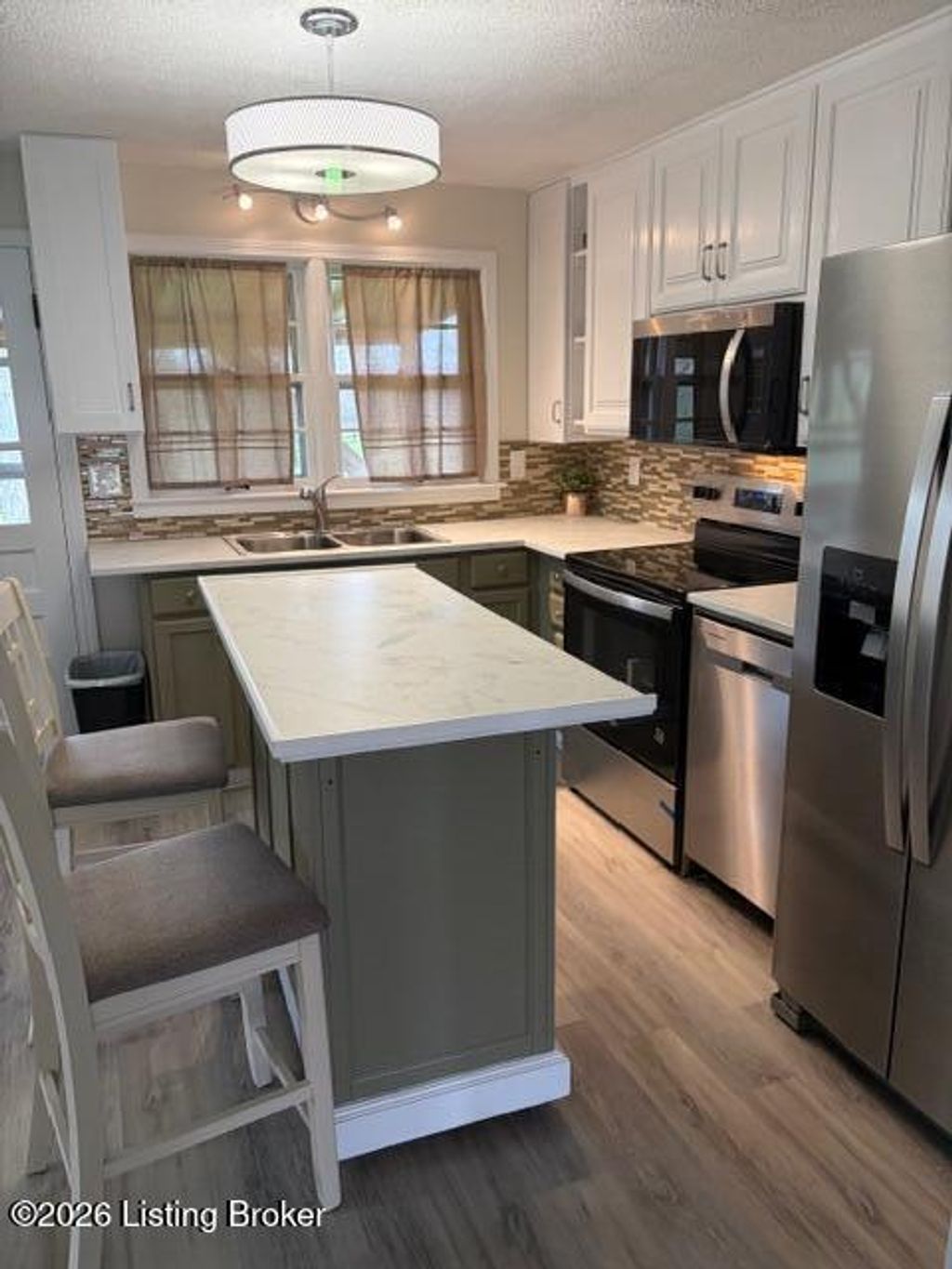 Photo of 247 Spring St, New Castle, KY 40050 (MLS # 1712792)