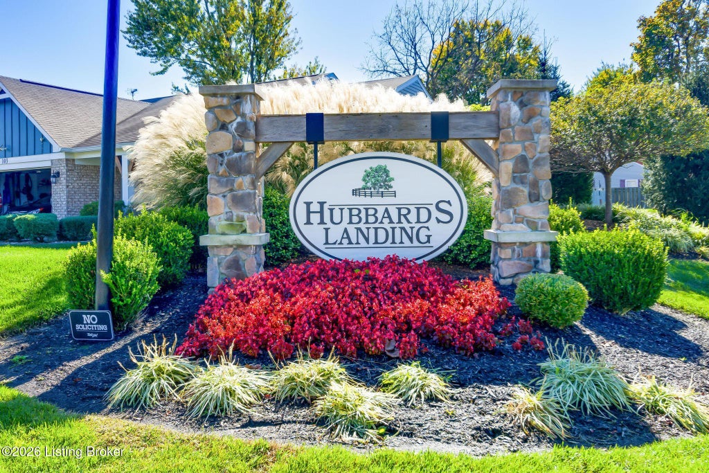 Photo of 115 Brookshade Dr, Mt Washington, KY 40047 (MLS # 1733387)