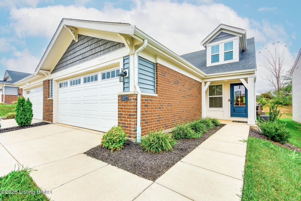 Photo of 10027 Windcrest Farms Ln #19B, Louisville, KY 40291 (MLS # 1730118)