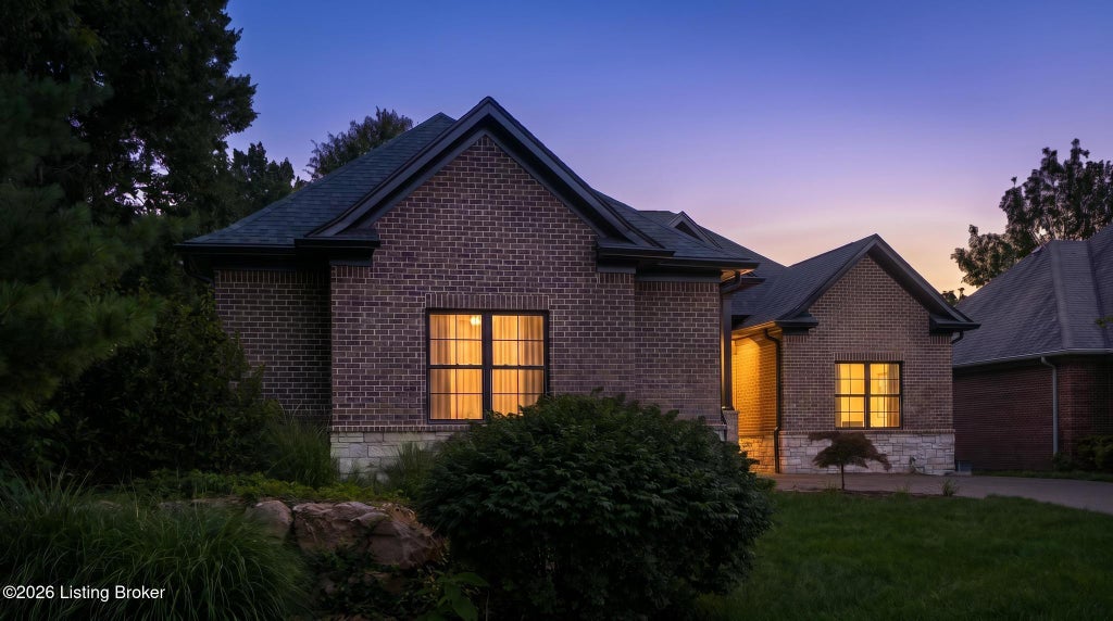Photo of 8607 Glenhope Dr, Louisville, KY 40291 (MLS # 1728235)