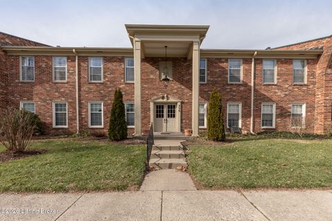 Photo of 248 Stonehenge Dr #APT 104, Louisville, KY 40207 (MLS # 1706646)