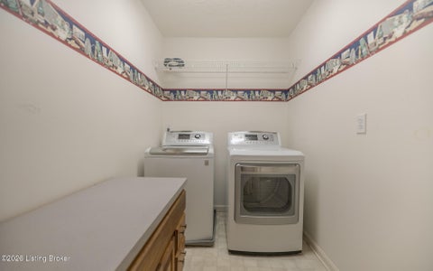 Tiny photo for 8706 Brittany Dr, Louisville, KY 40220 (MLS # 1729749)