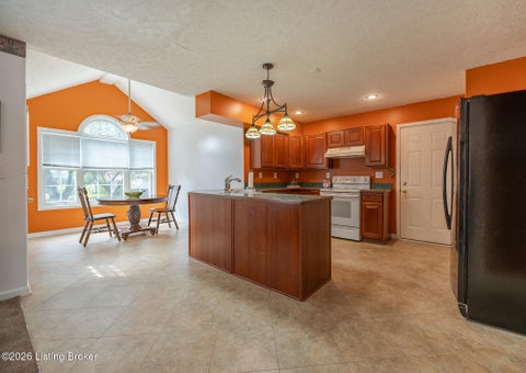 Tiny photo for 8706 Brittany Dr, Louisville, KY 40220 (MLS # 1729749)