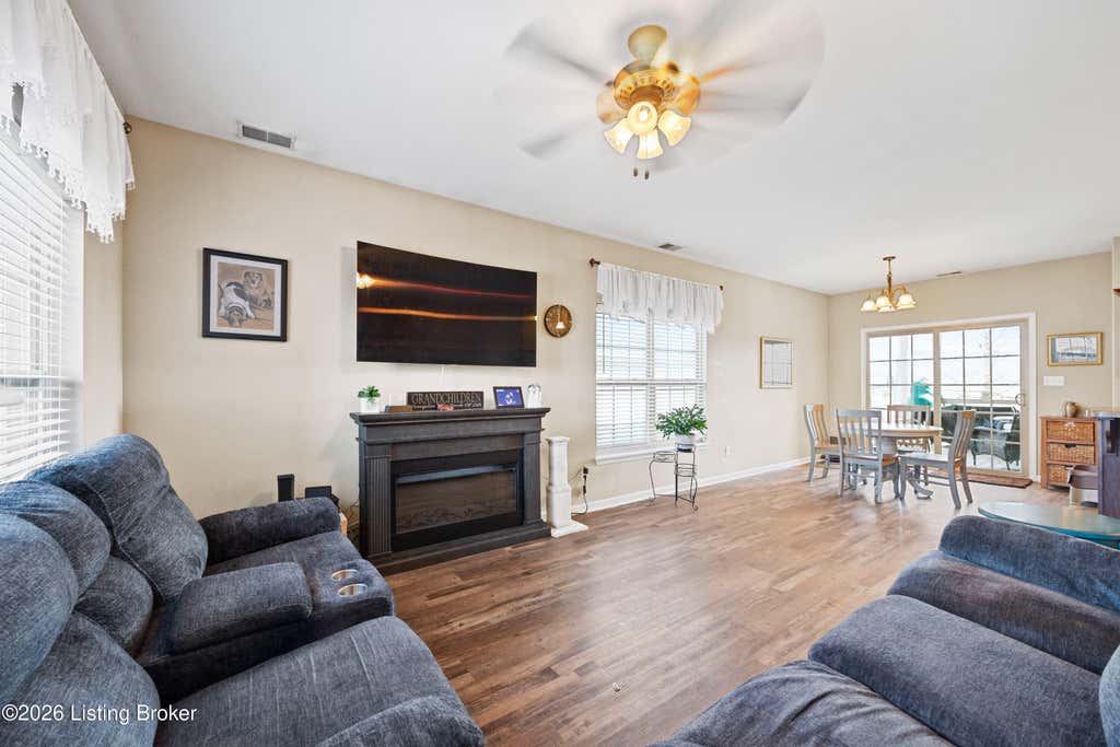 Photo of 9324 Fernhill Dr, Louisville, KY 40291 (MLS # 1719456)