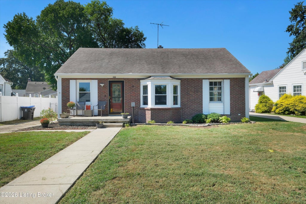 Photo of 508 Kingston Ave, Louisville, KY 40214 (MLS # 1729431)