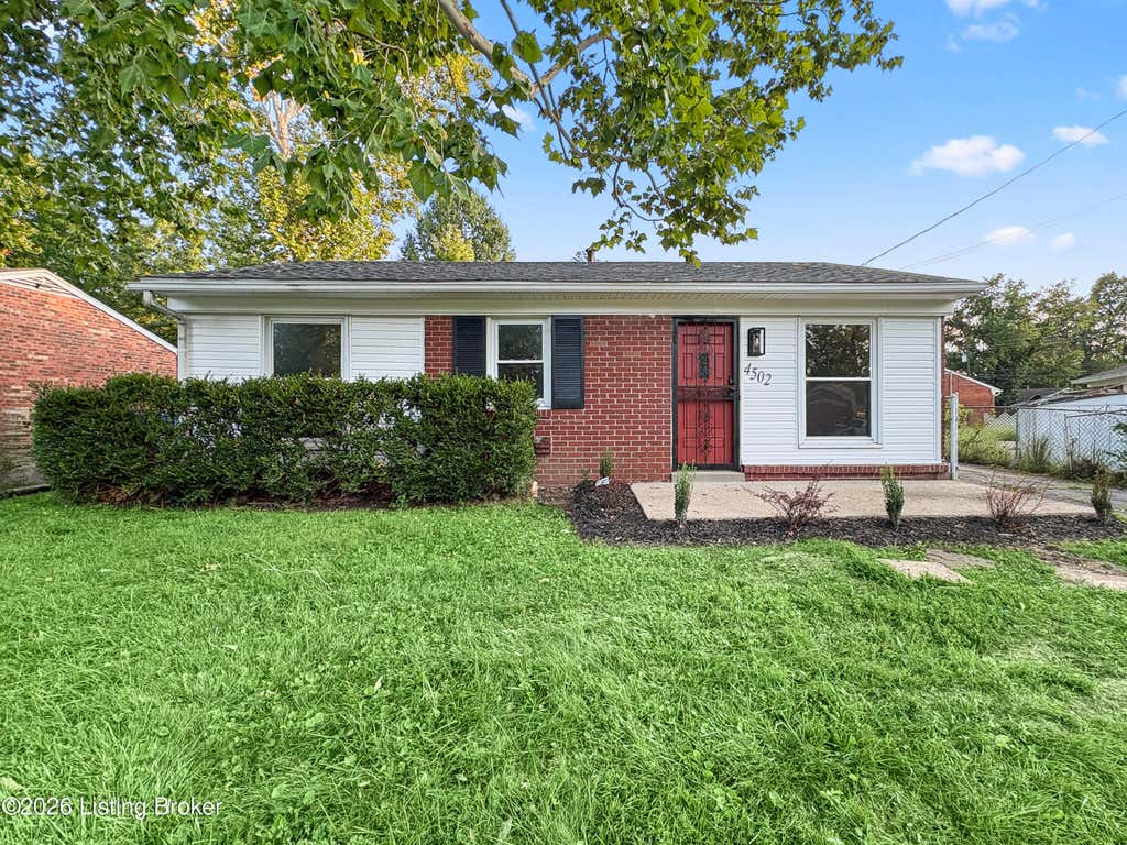 Photo of 4502 Balaton Dr, Louisville, KY 40219 (MLS # 1727062)