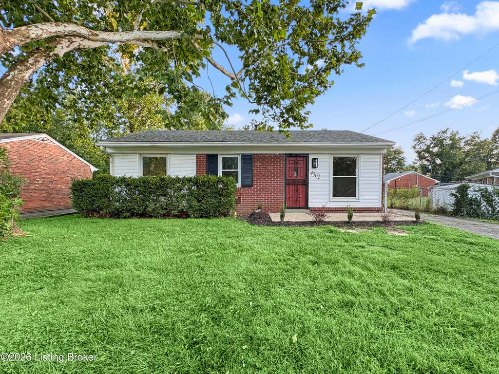 Photo of 4502 Balaton Dr, Louisville, KY 40219 (MLS # 1727062)