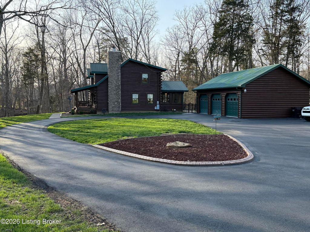 Photo of 284 Pine Creek Rd, Shepherdsville, KY 40165 (MLS # 1711438)