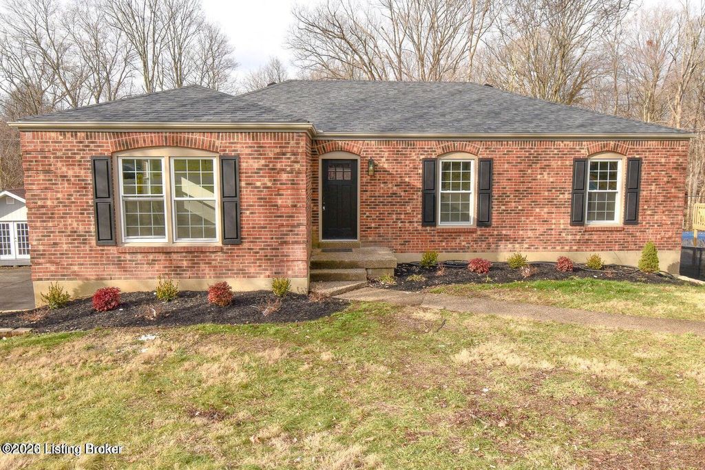 Photo of 7308 Bluffington Rd, Louisville, KY 40291 (MLS # 1717818)