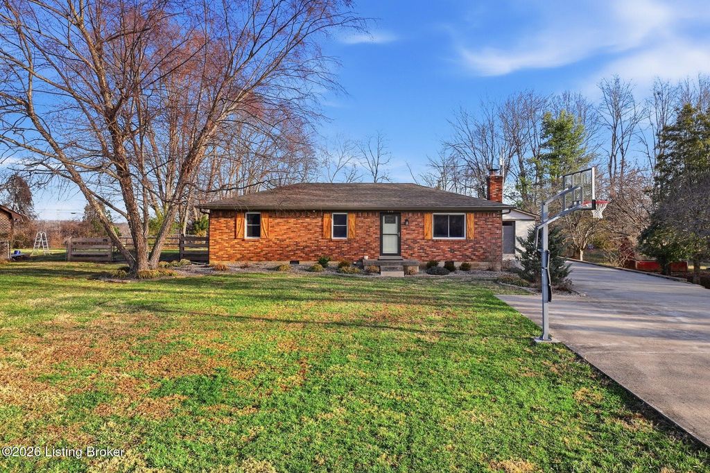 Photo of 148 Brookdale Rd, Mt Washington, KY 40047 (MLS # 1709560)