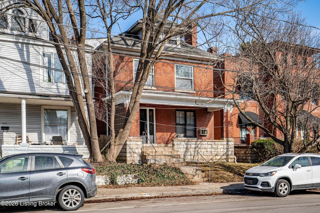 Photo of 1035 Baxter Ave, Louisville, KY 40204 (MLS # 1711899)