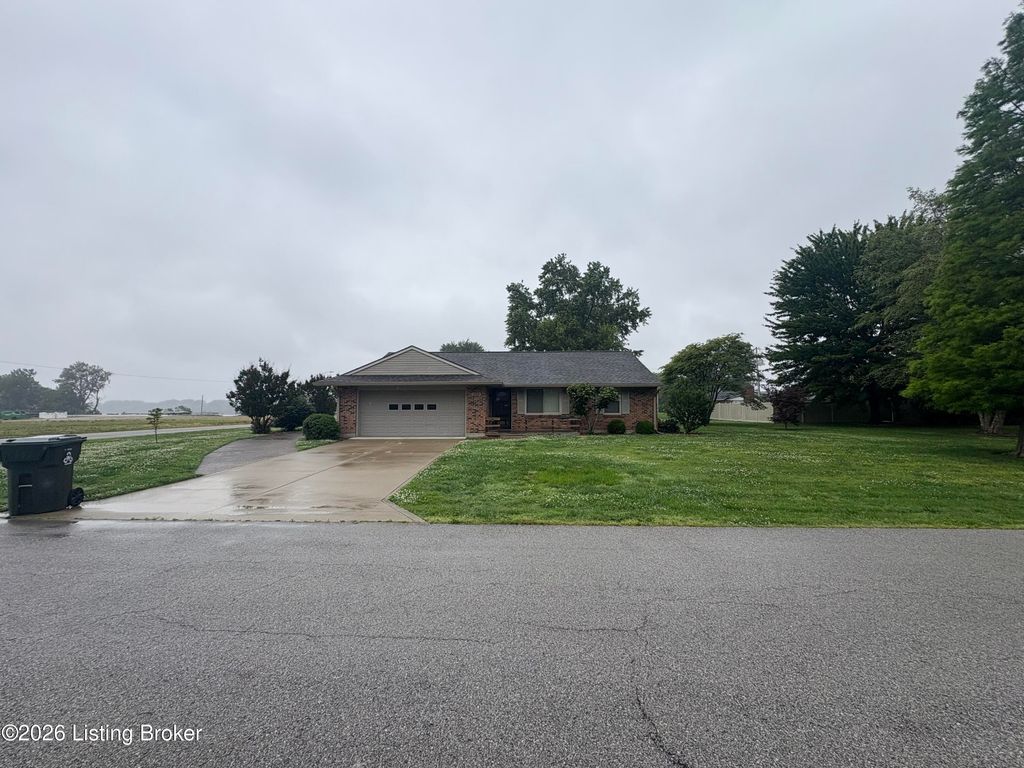 Photo of 1590 Meadowlane Dr, Lewisport, KY 42351 (MLS # 1718352)