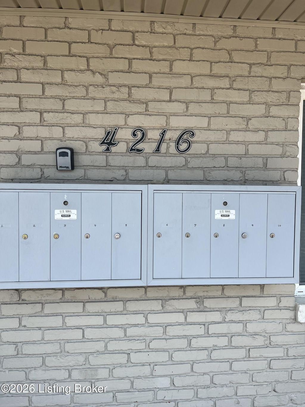 Photo of 4216 Flintlock Dr #1, Louisville, KY 40216 (MLS # 1711767)