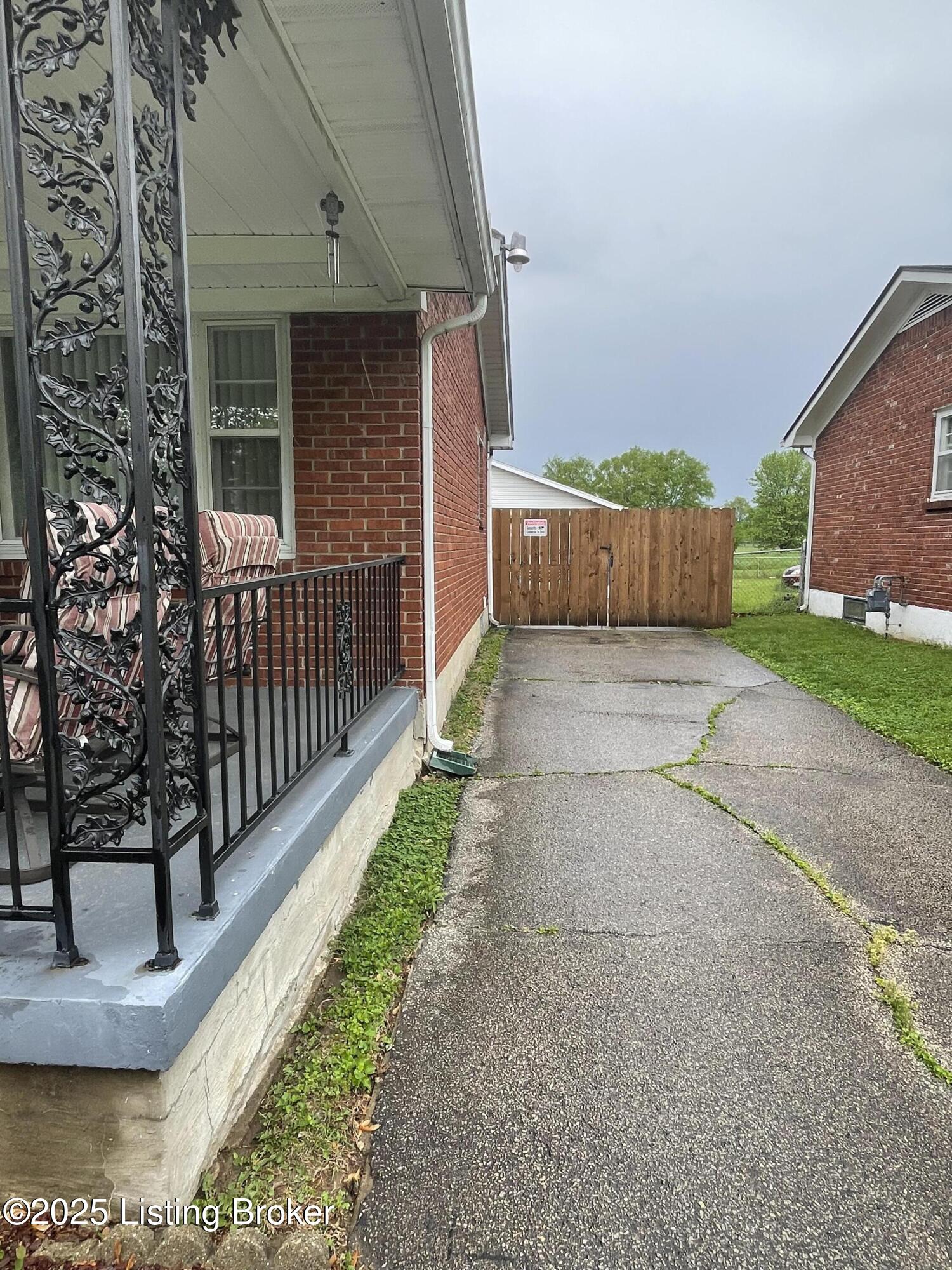 3405 Eva Rd, Louisville, Kentucky image 6