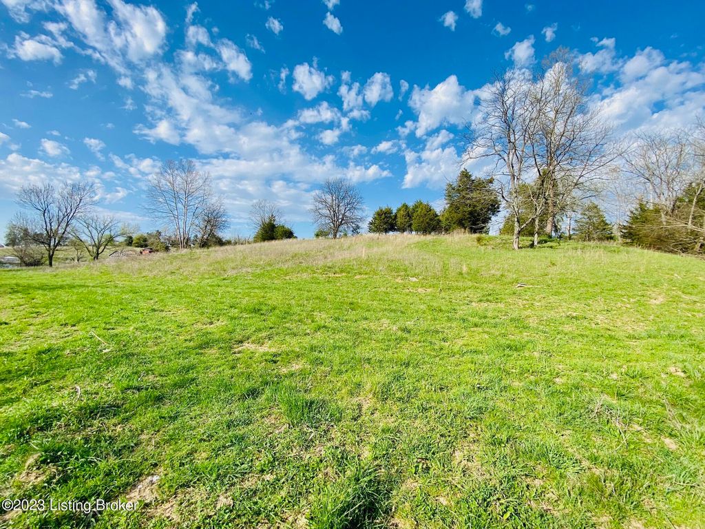 Photo of 2050-A East Fork Rd, Harrodsburg, KY 40330 (MLS # 1713243)