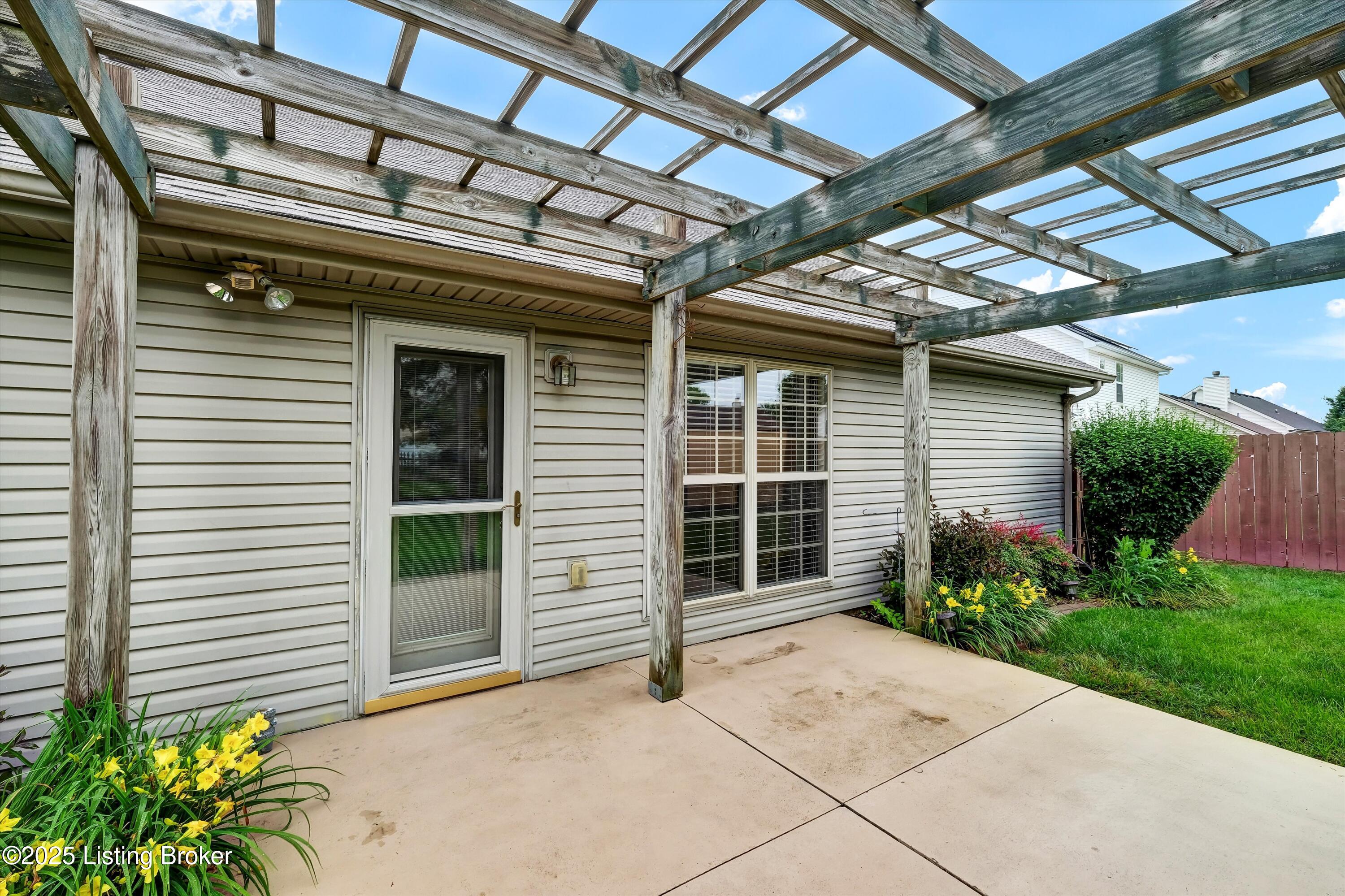 8405 Adams Run Rd, Louisville, Kentucky image 33