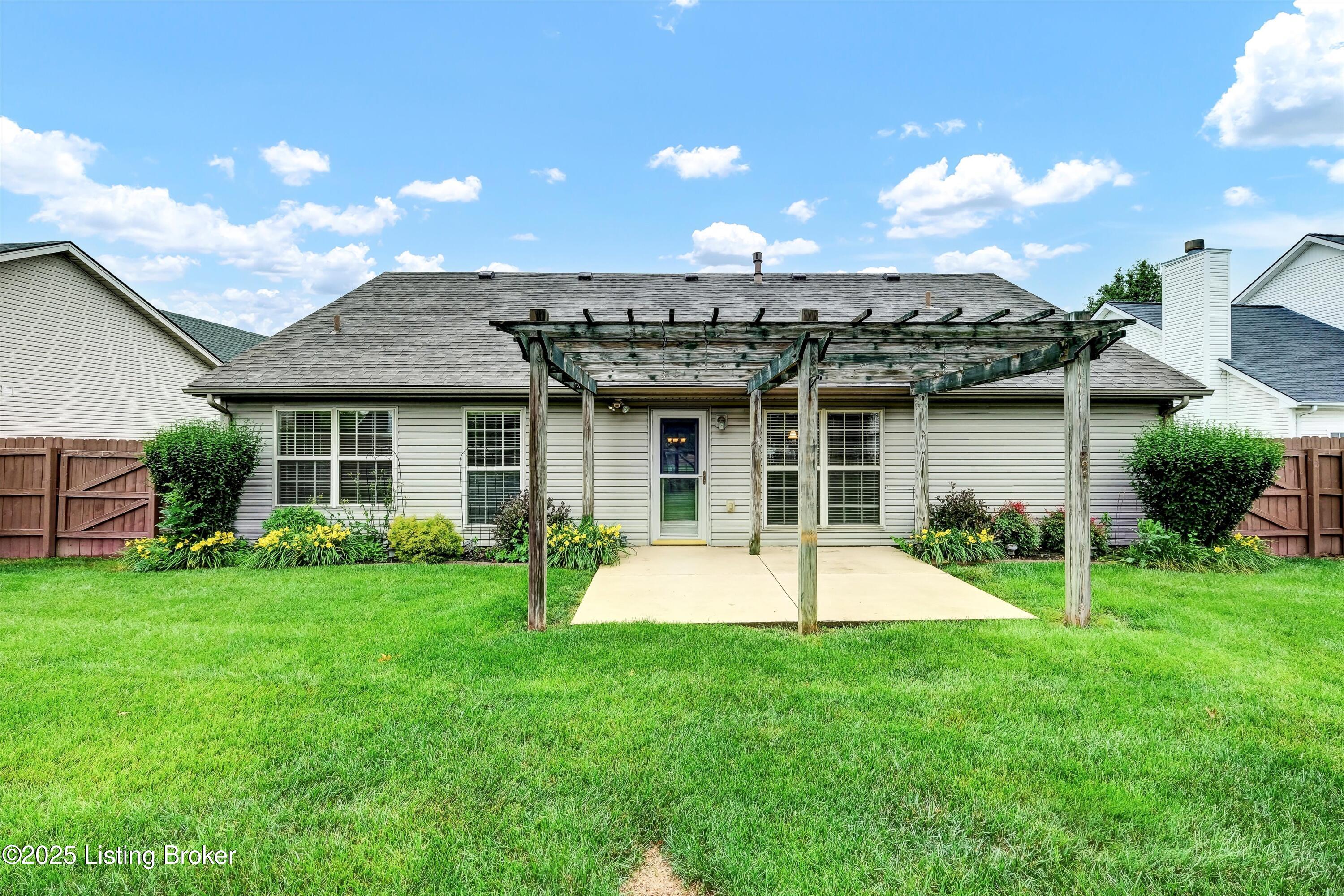 8405 Adams Run Rd, Louisville, Kentucky image 32