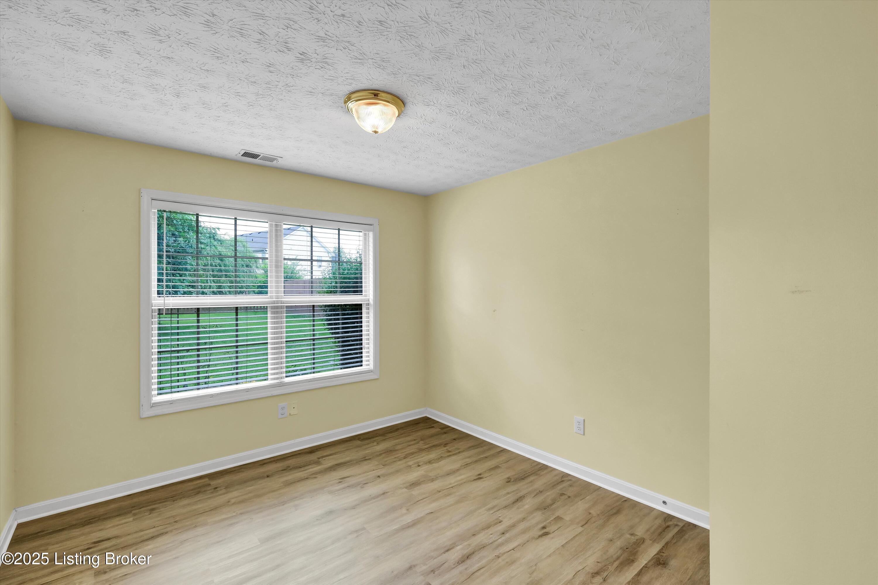8405 Adams Run Rd, Louisville, Kentucky image 23