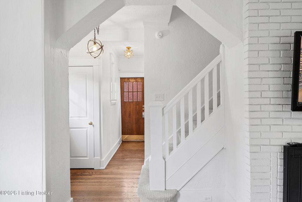 Photo of 2313 Carolina Ave, Louisville, KY 40205 (MLS # 1708023)