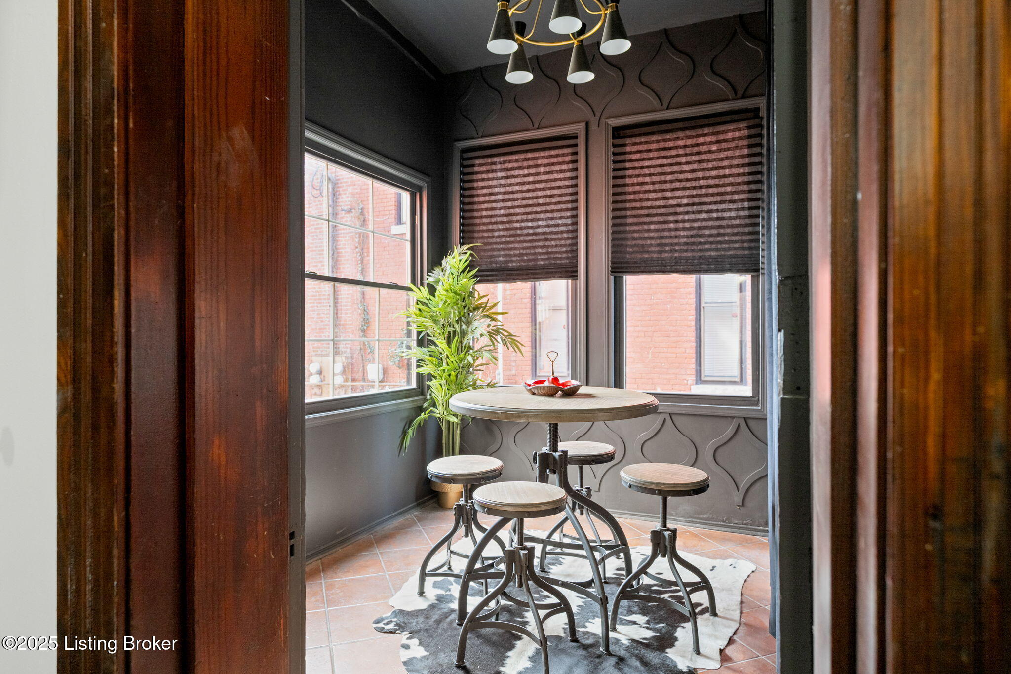 1026 S Brook St, Louisville, Kentucky image 28