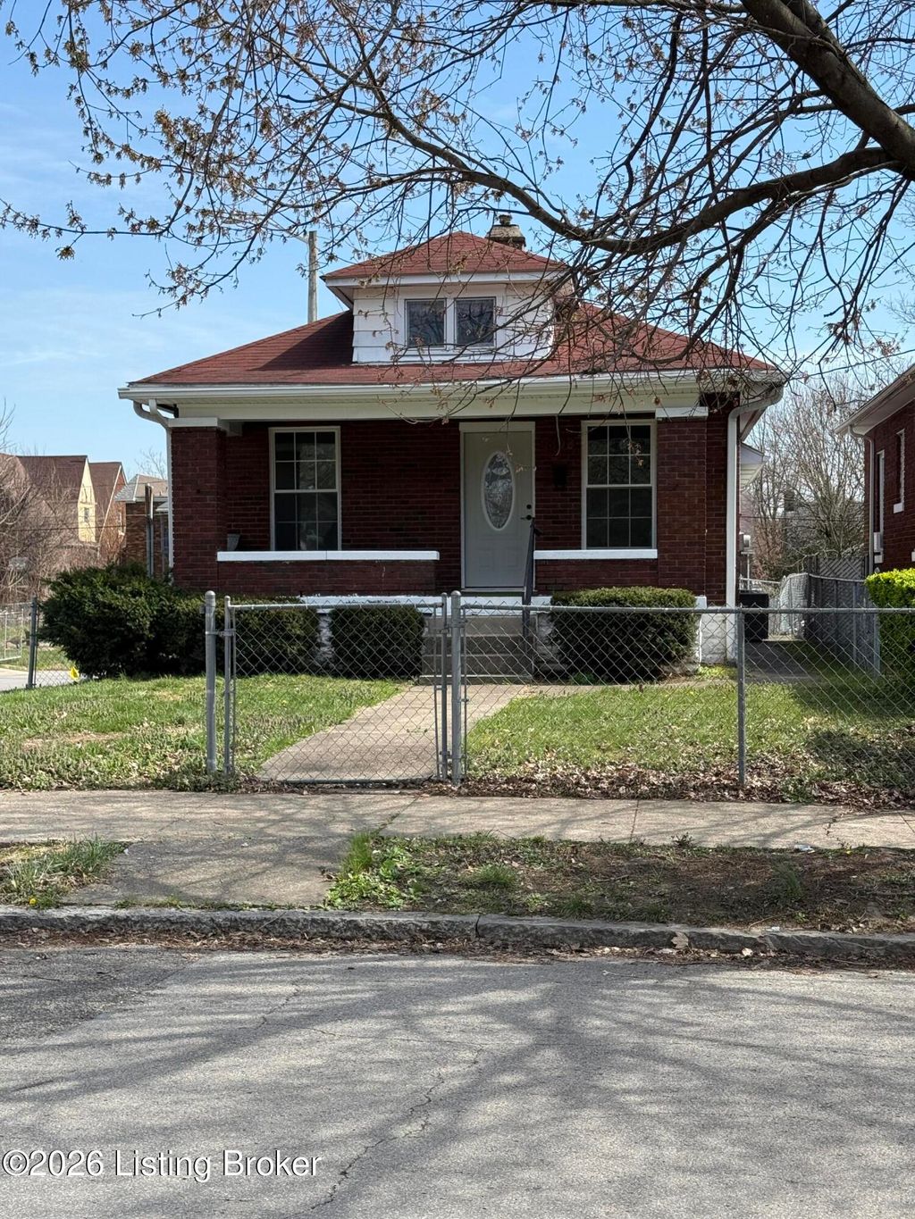 Photo of 801 S 40th St, Louisville, KY 40211 (MLS # 1712052)