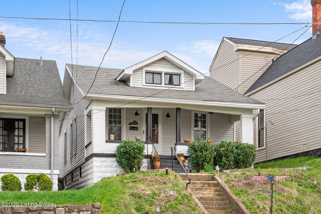 Photo of 247 Pope St, Louisville, KY 40206 (MLS # 1712720)