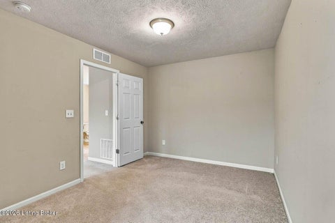 Tiny photo for 127 Eagles Crest Ct, Mt Washington, KY 40047 (MLS # 1730264)