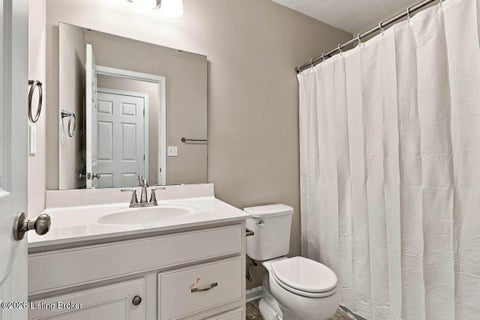 Tiny photo for 127 Eagles Crest Ct, Mt Washington, KY 40047 (MLS # 1730264)