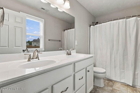 Tiny photo for 127 Eagles Crest Ct, Mt Washington, KY 40047 (MLS # 1730264)