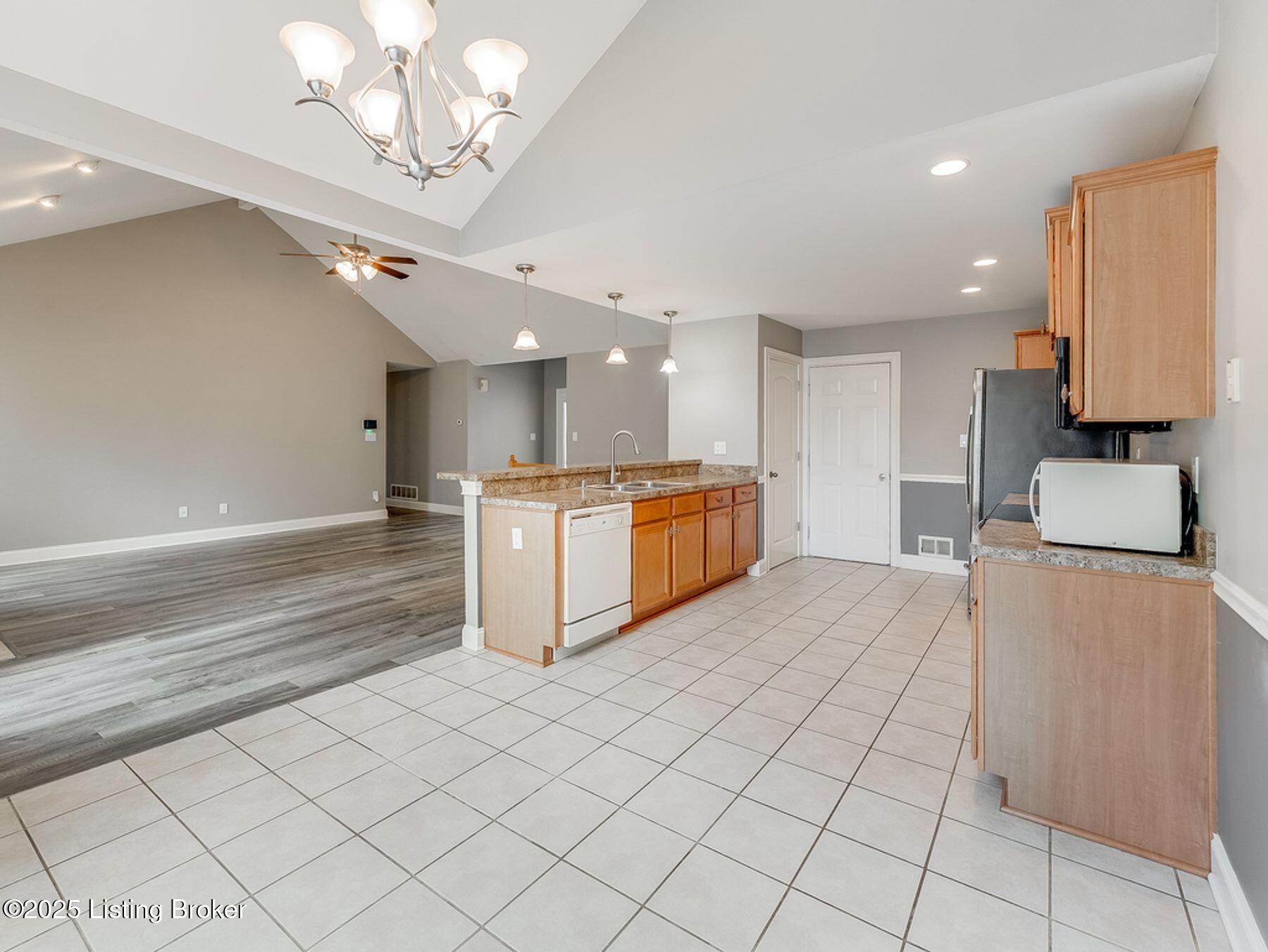 14409 W Estate Ridge Blvd, Louisville, Pennsylvania image 22