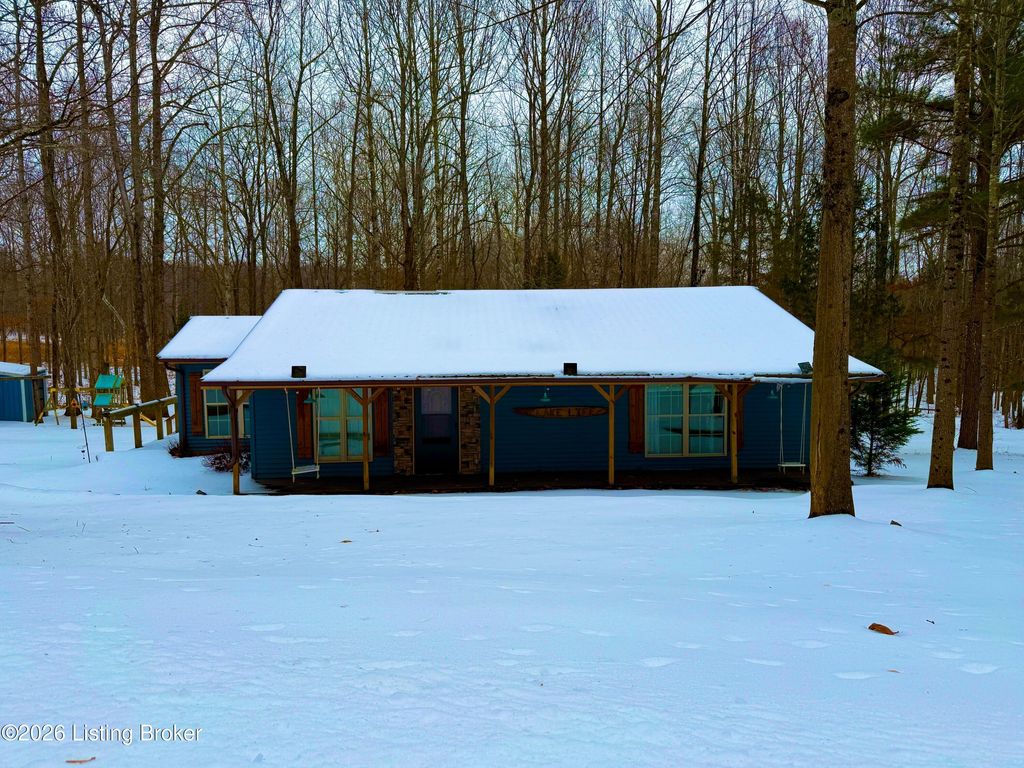 Photo of 409 Woodhaven Ln, Leitchfield, KY 42754 (MLS # 1708321)