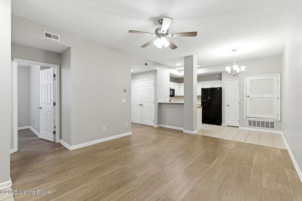 Photo of 13228 Prospect Glen Way, Prospect, KY 40059 (MLS # 1703832)