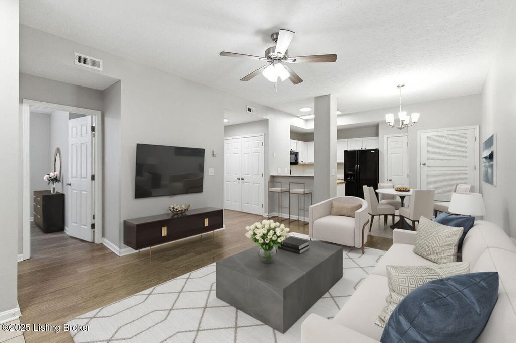 Photo of 13228 Prospect Glen Way, Prospect, KY 40059 (MLS # 1703832)