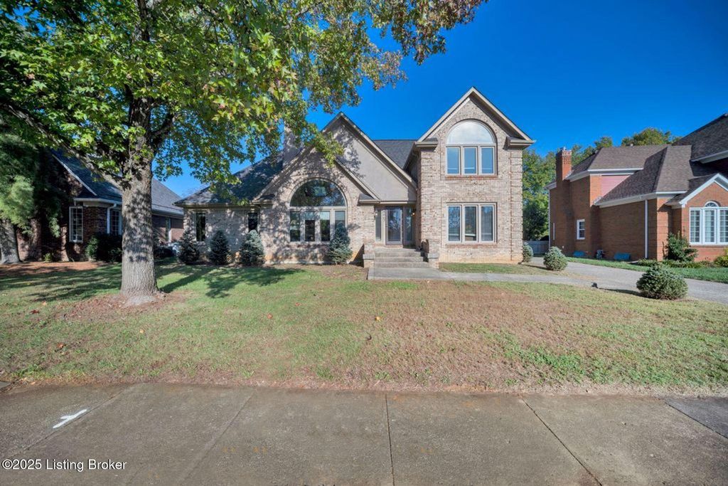 Photo of 14507 Deercross Pl, Louisville, KY 40245 (MLS # 1701544)