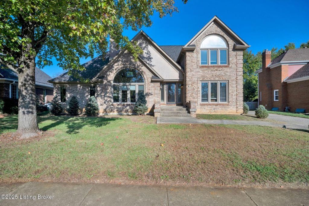 Photo of 14507 Deercross Pl, Louisville, KY 40245 (MLS # 1701544)