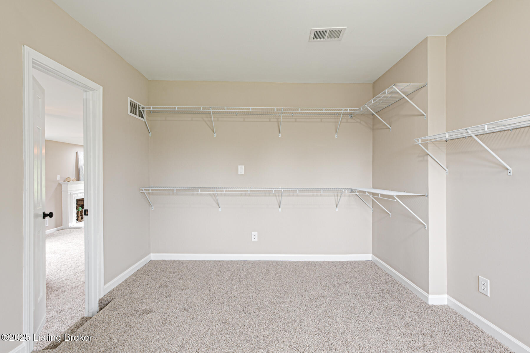 6509 Shelburn Dr, Crestwood, Kentucky image 32
