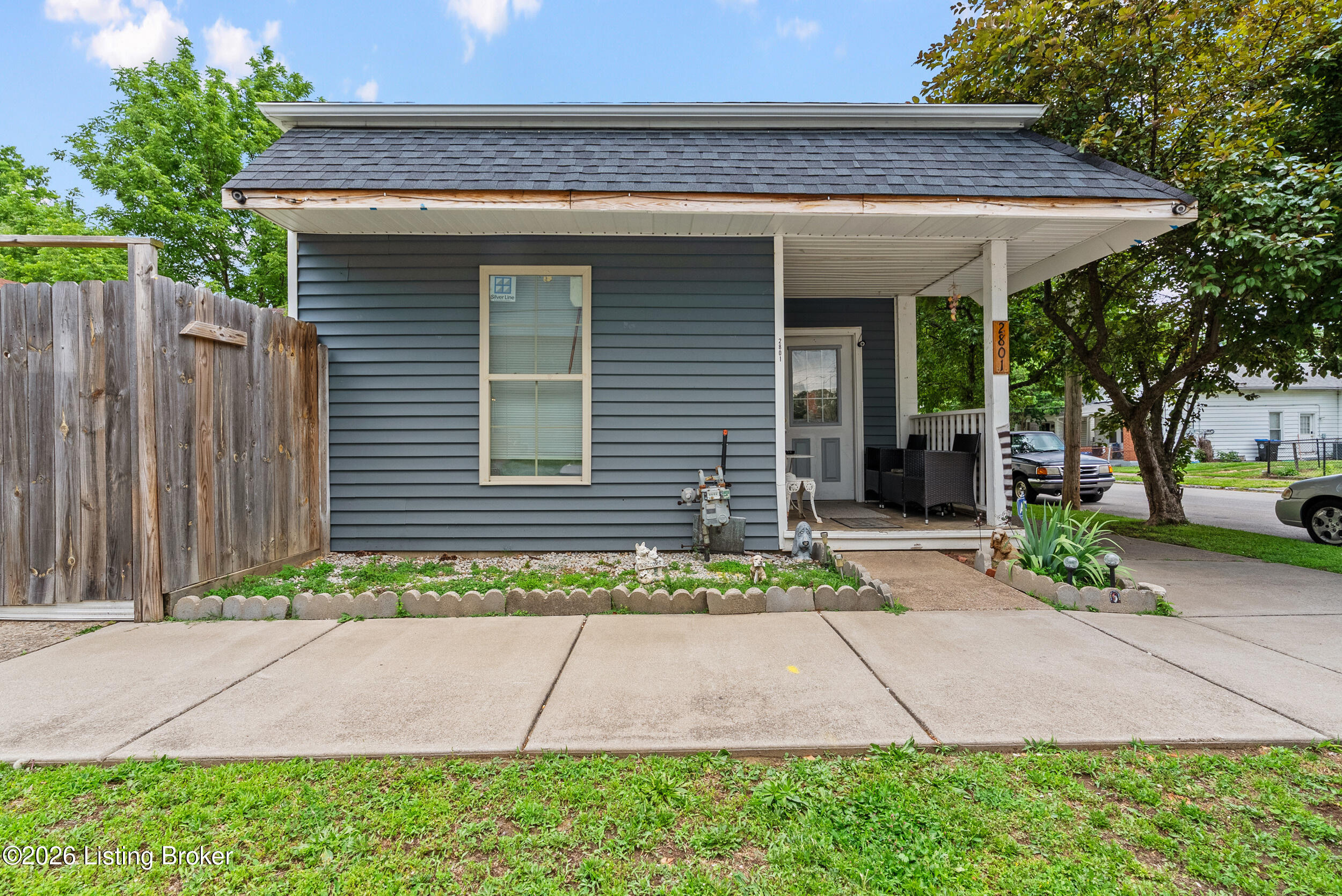 2801 Griffiths Ave