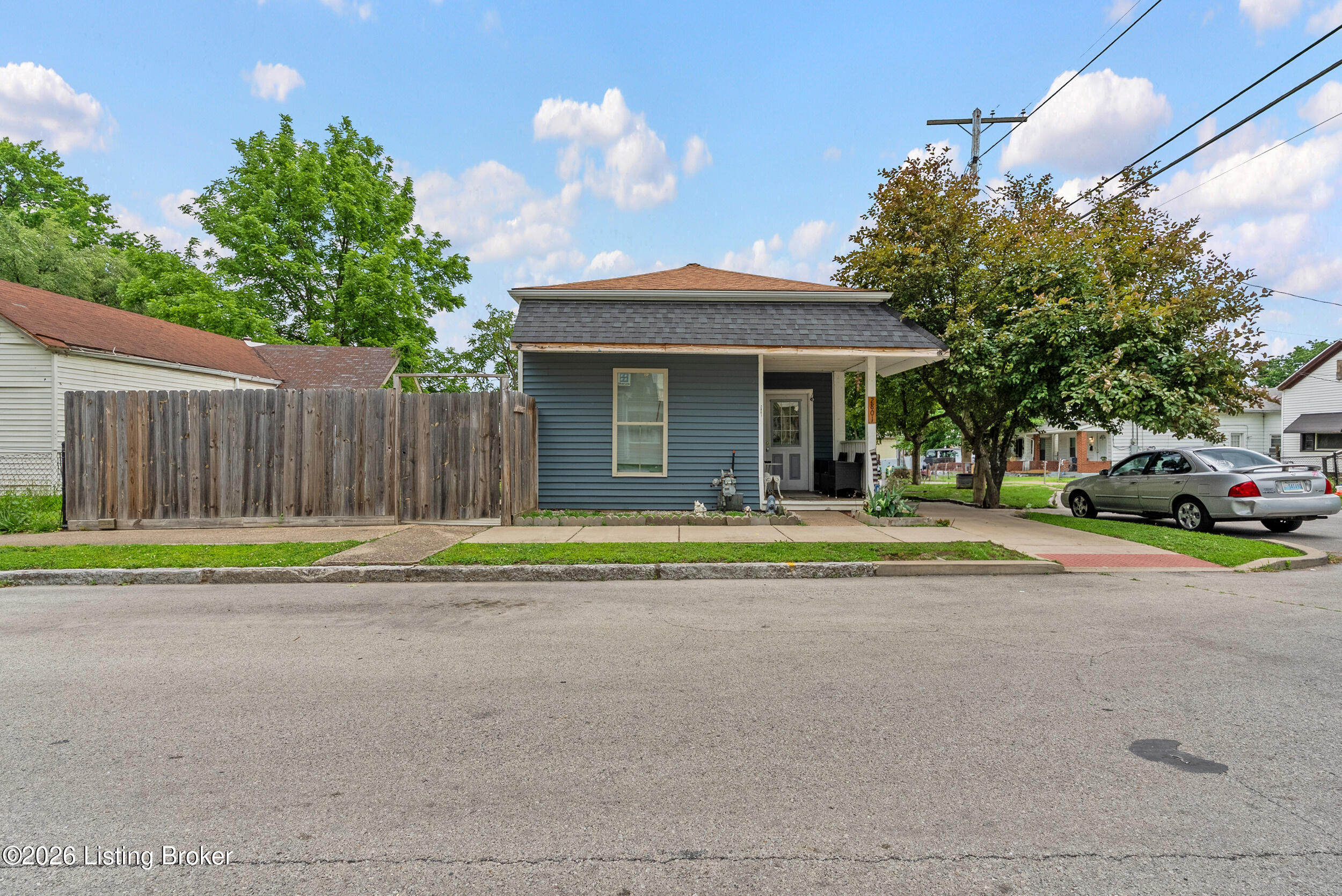2801 Griffiths Ave