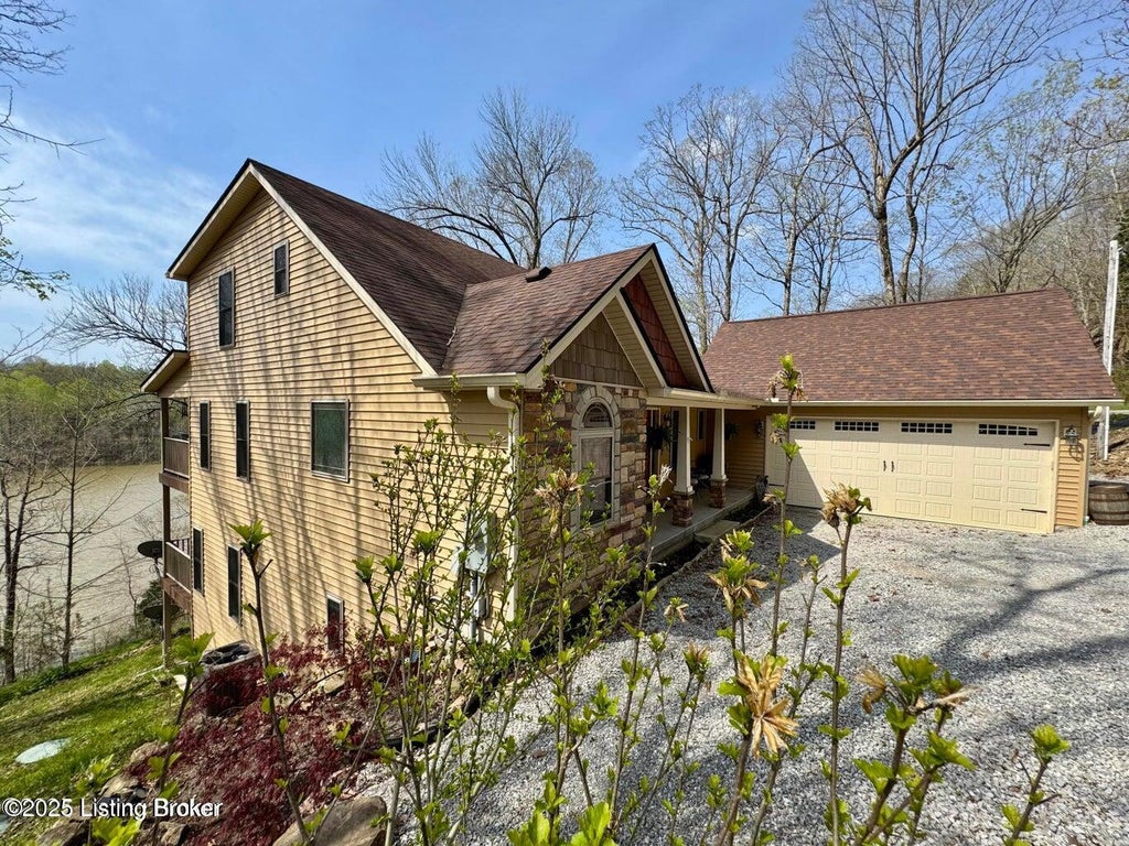 Photo of 525 N Riverbend Rd, Leitchfield, KY 42754 (MLS # 1730573)