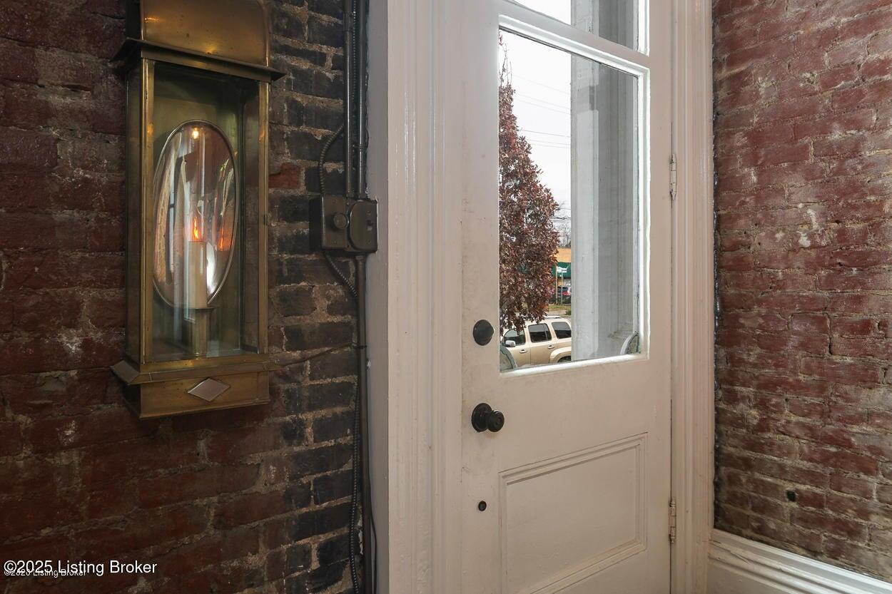 902 E Jefferson St, Louisville, Pennsylvania image 32