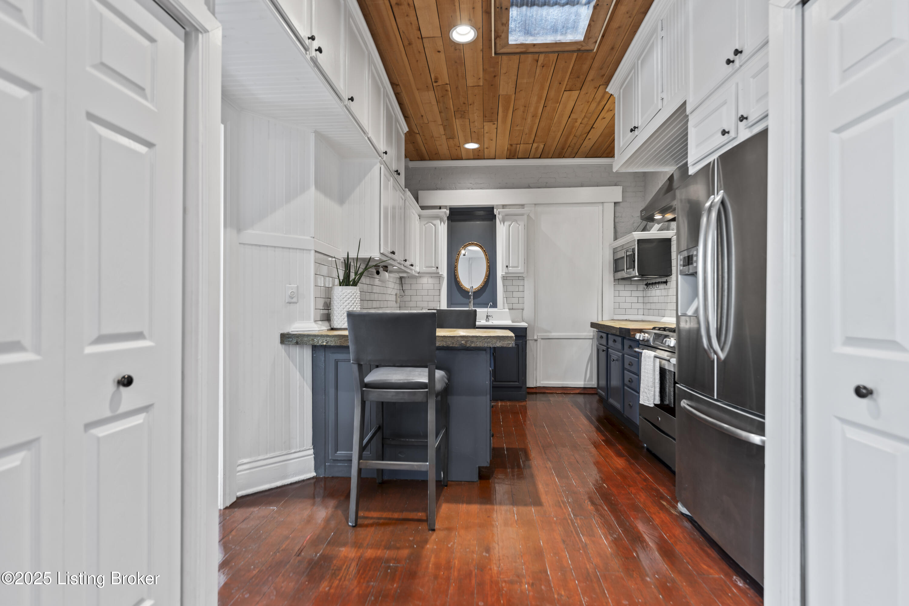 902 E Jefferson St, Louisville, Pennsylvania image 22