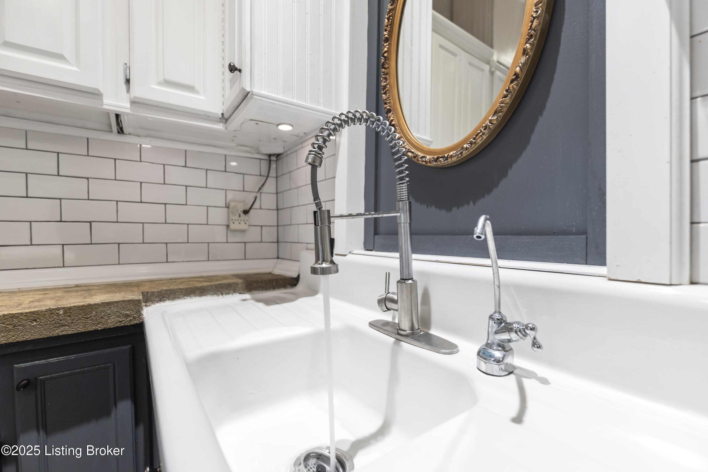 902 E Jefferson St, Louisville, Pennsylvania image 30