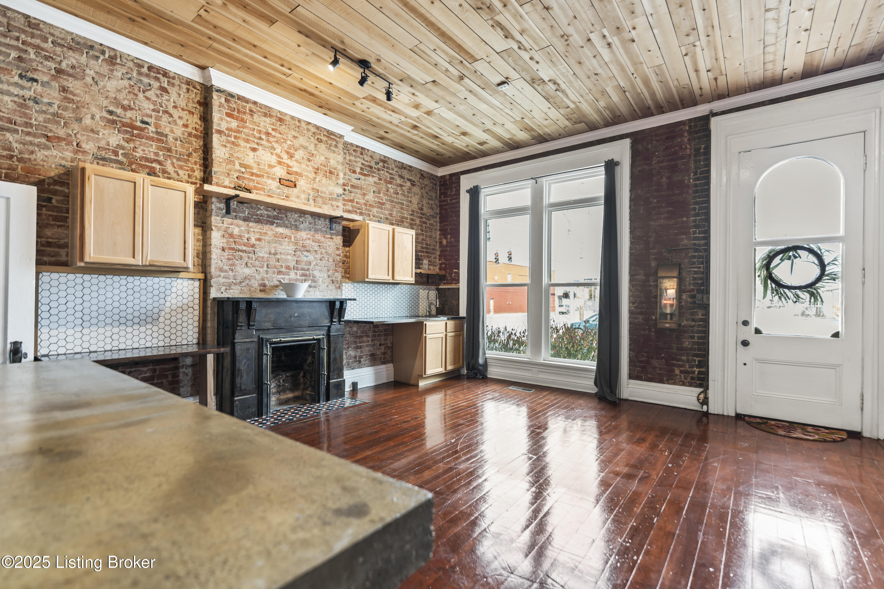 902 E Jefferson St, Louisville, Pennsylvania image 31